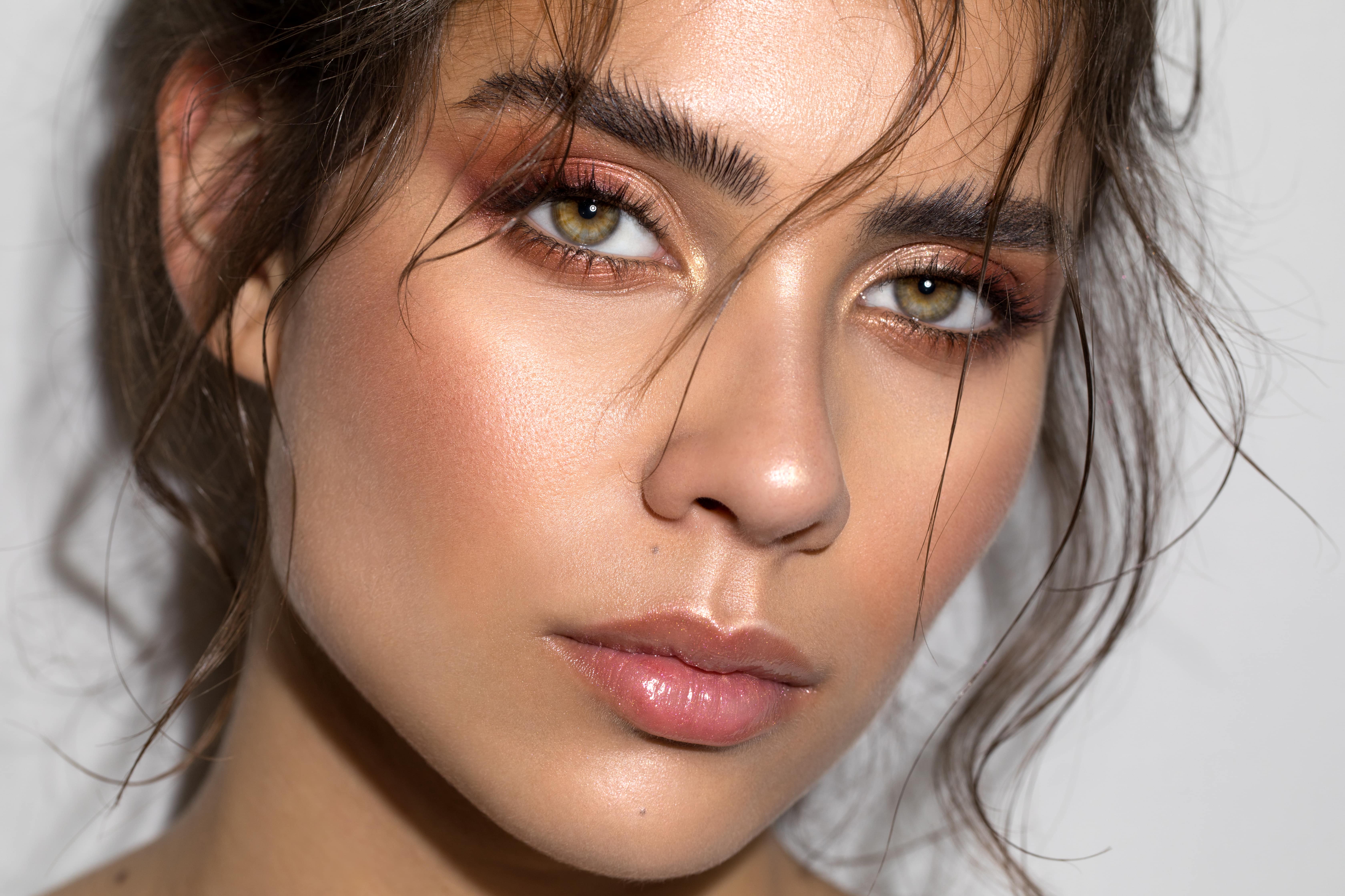 Red Light Therapy For Acne And Inflammation Support